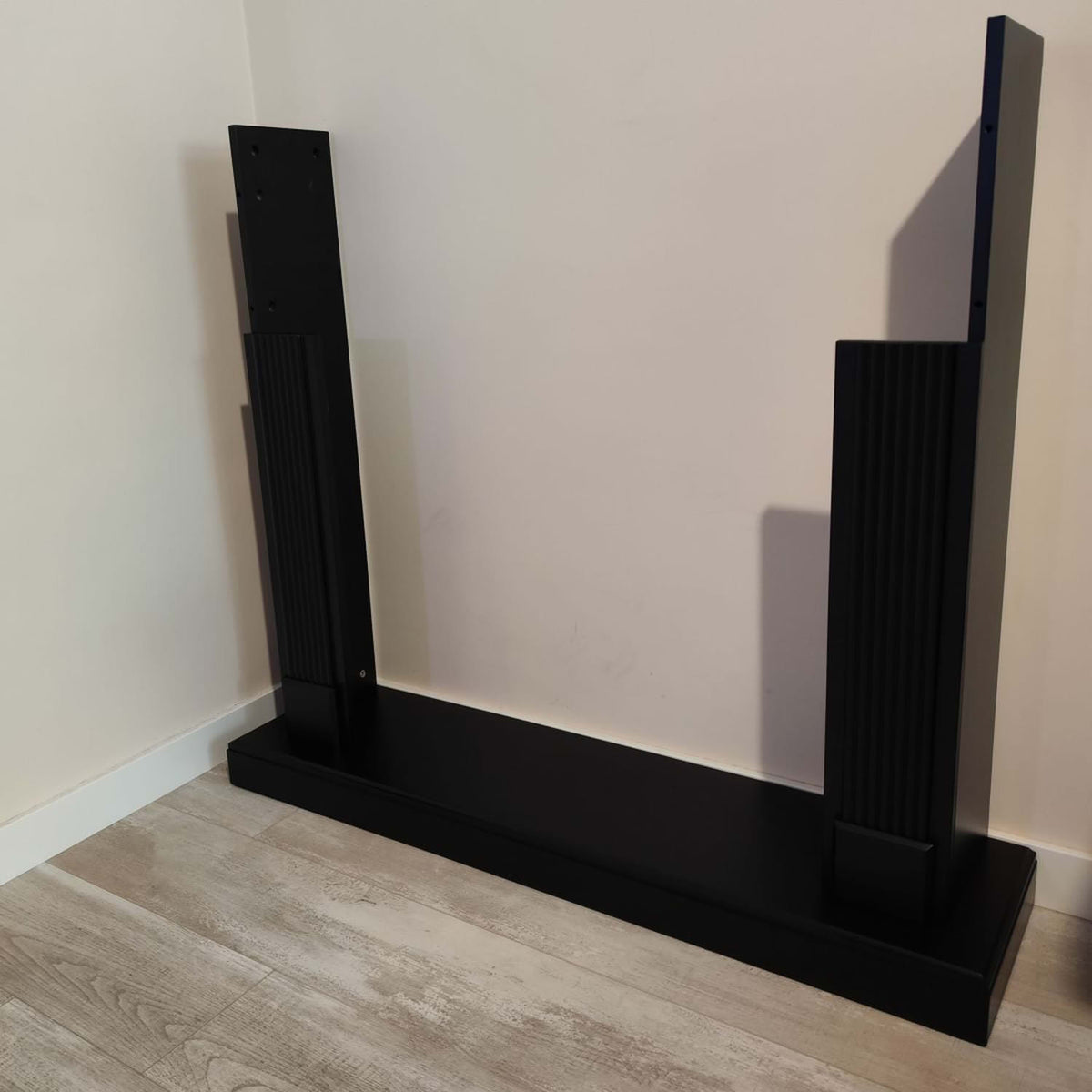 SINED Cornice camino Caldera nero profondo in MDF — vista 2